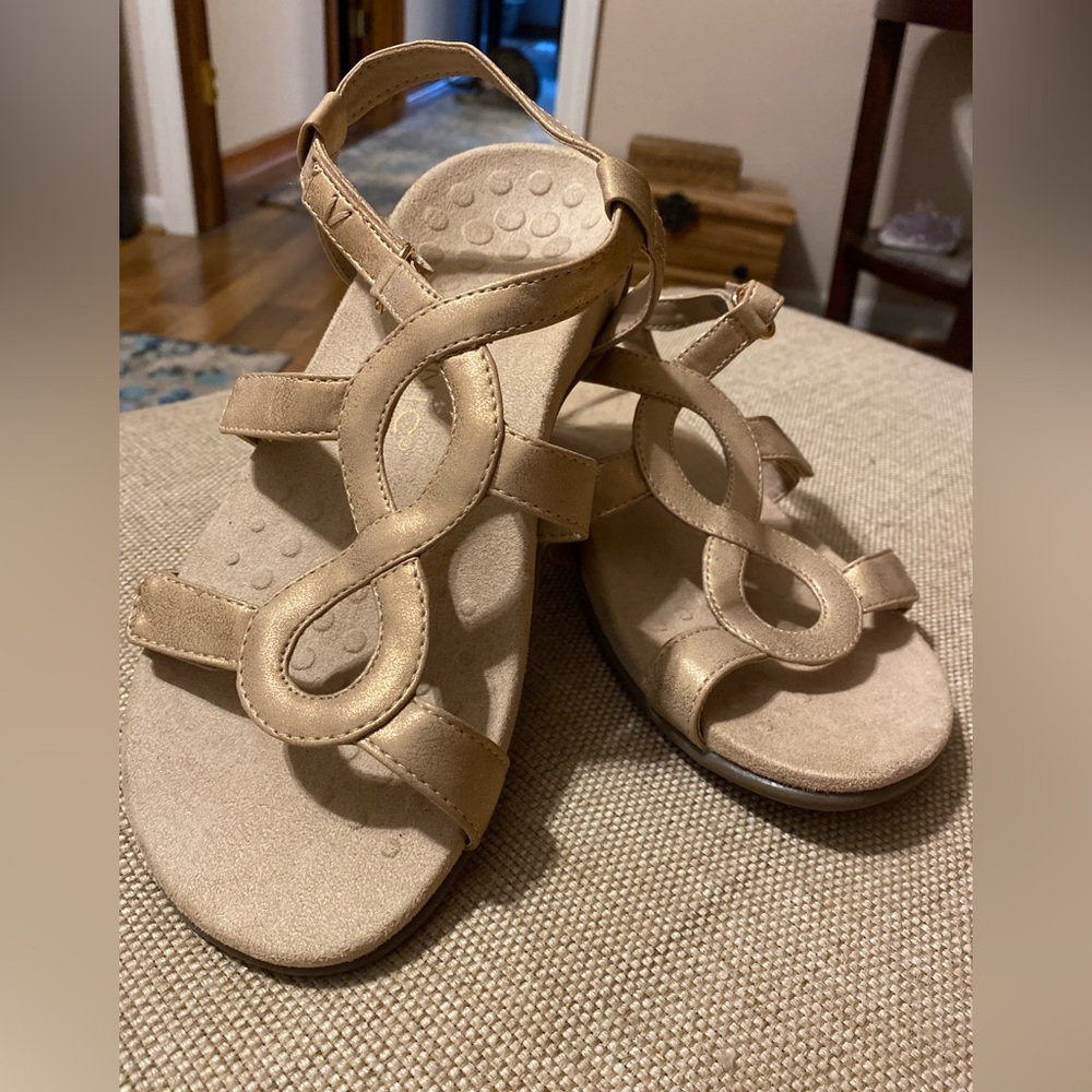 Vionic Sandals - Size 7 Wide, Gold Metallic